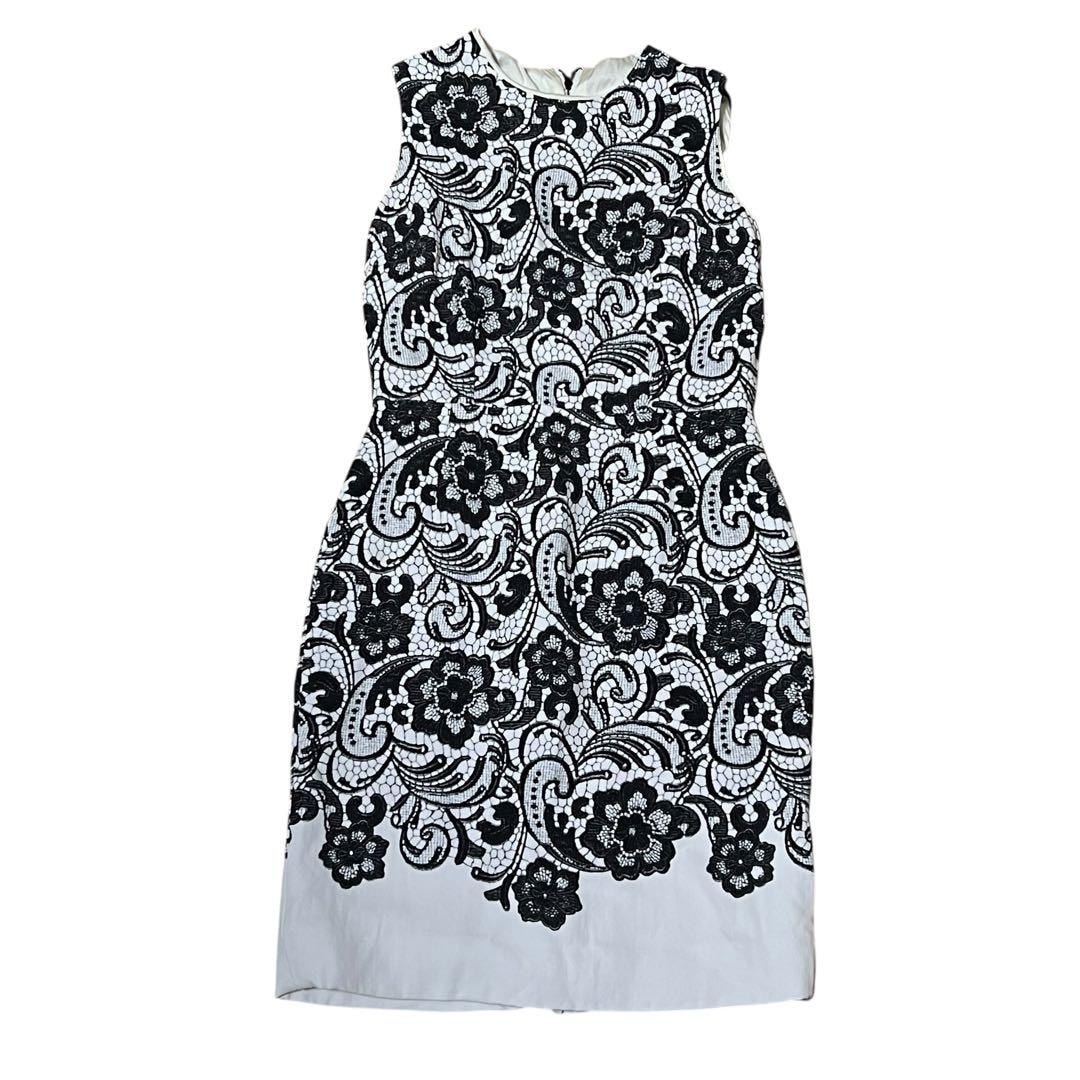 A (未使用に近い)】極美品 ドルチェ＆ガッバーナ 花柄 ノースリーブ