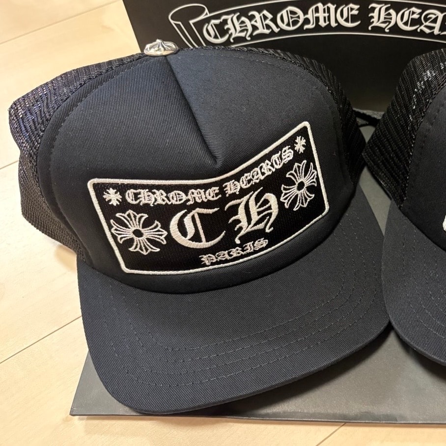 クロムハーツ CH トラッカーキャップ パリ "ブラック"