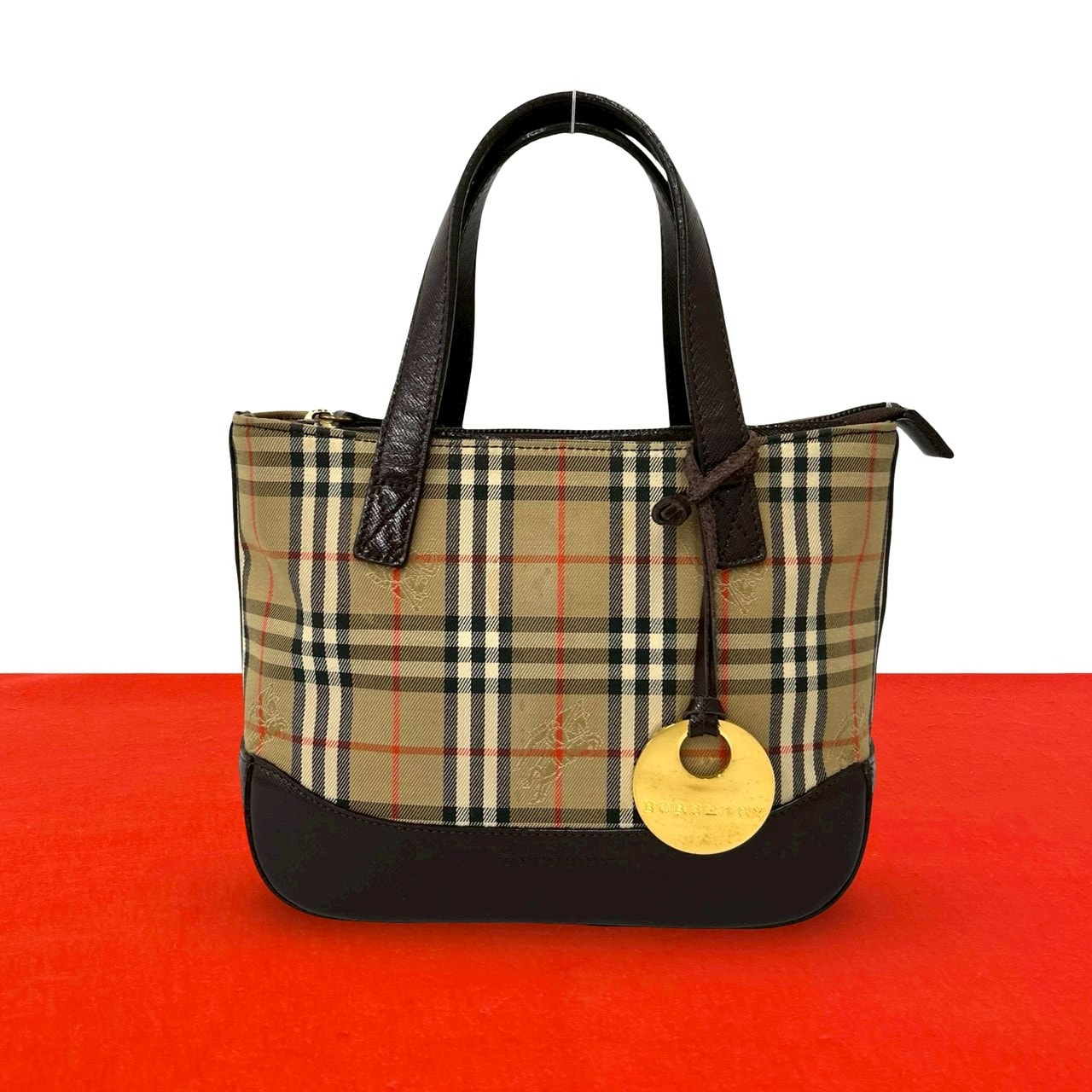 B (目立った傷や汚れなし)】BURBERRY バーバリー ノバチェック
