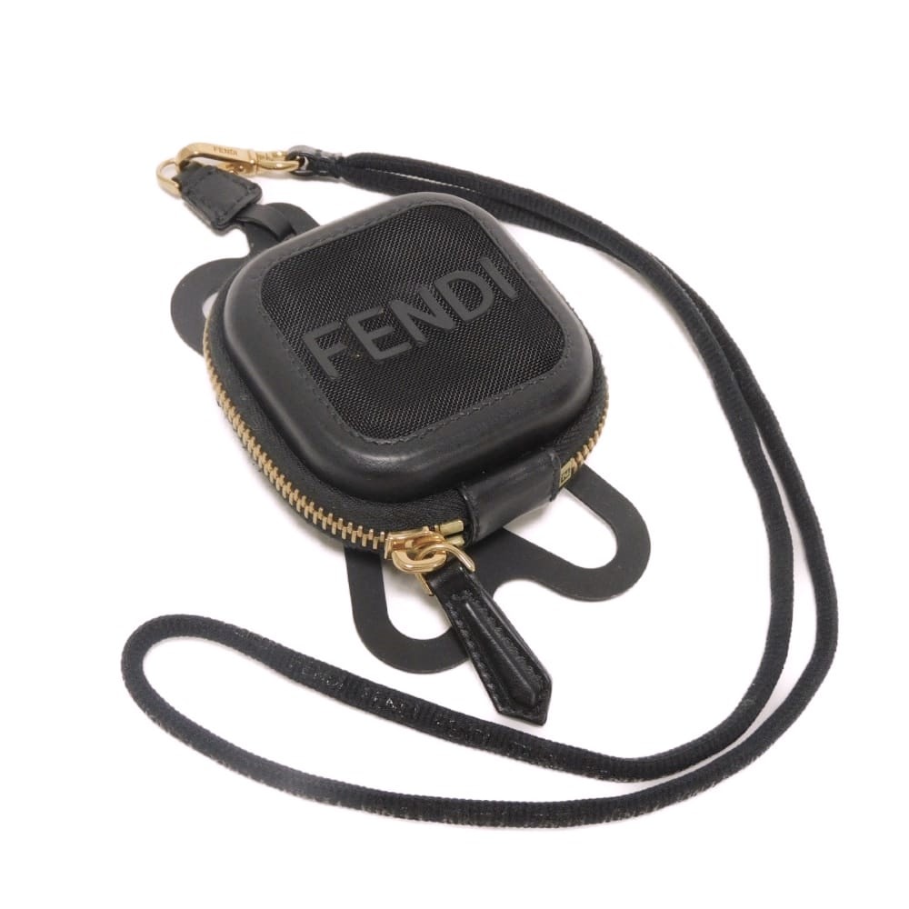 FENDI フェンディ フォンホルダー ポーチ iphone メッシュ カーフ ラバー ファスナー ネック ストラップ 2WAY ロゴ ブラック スマホケース