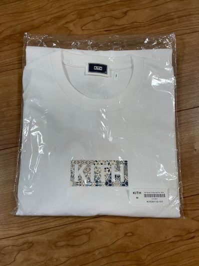 Kith Canvas Tile Box Logo Tee "White"