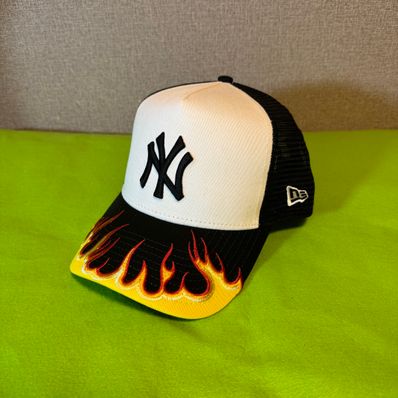 NEW ERA 9FORTY メッシュキャップ トラッカーキャップ 炎デザイン