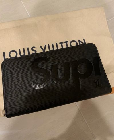 Supreme / Louis Vuitton Zippy Organizer Epi "Noir"