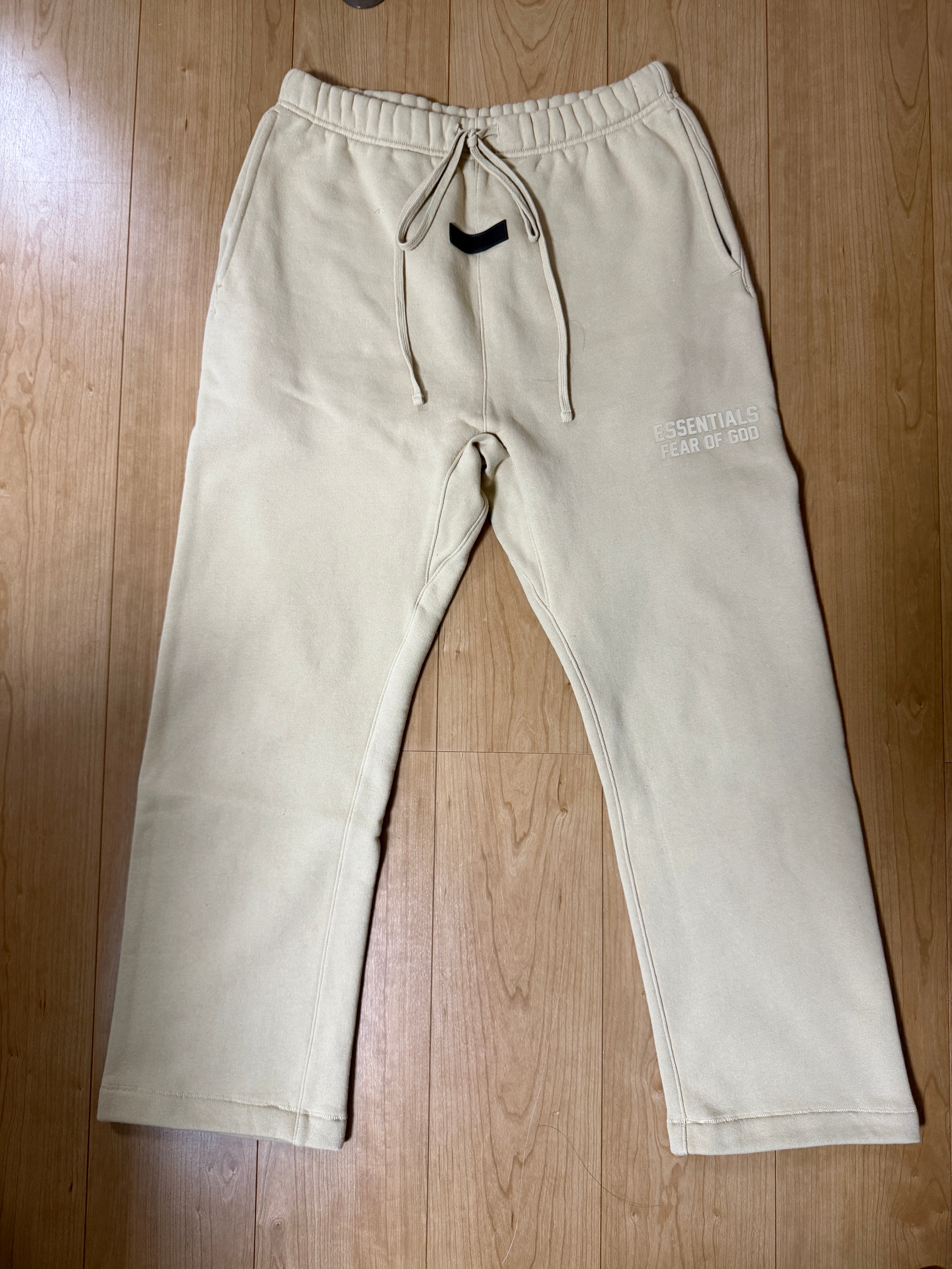 fear of god essentials スウェットパンツ