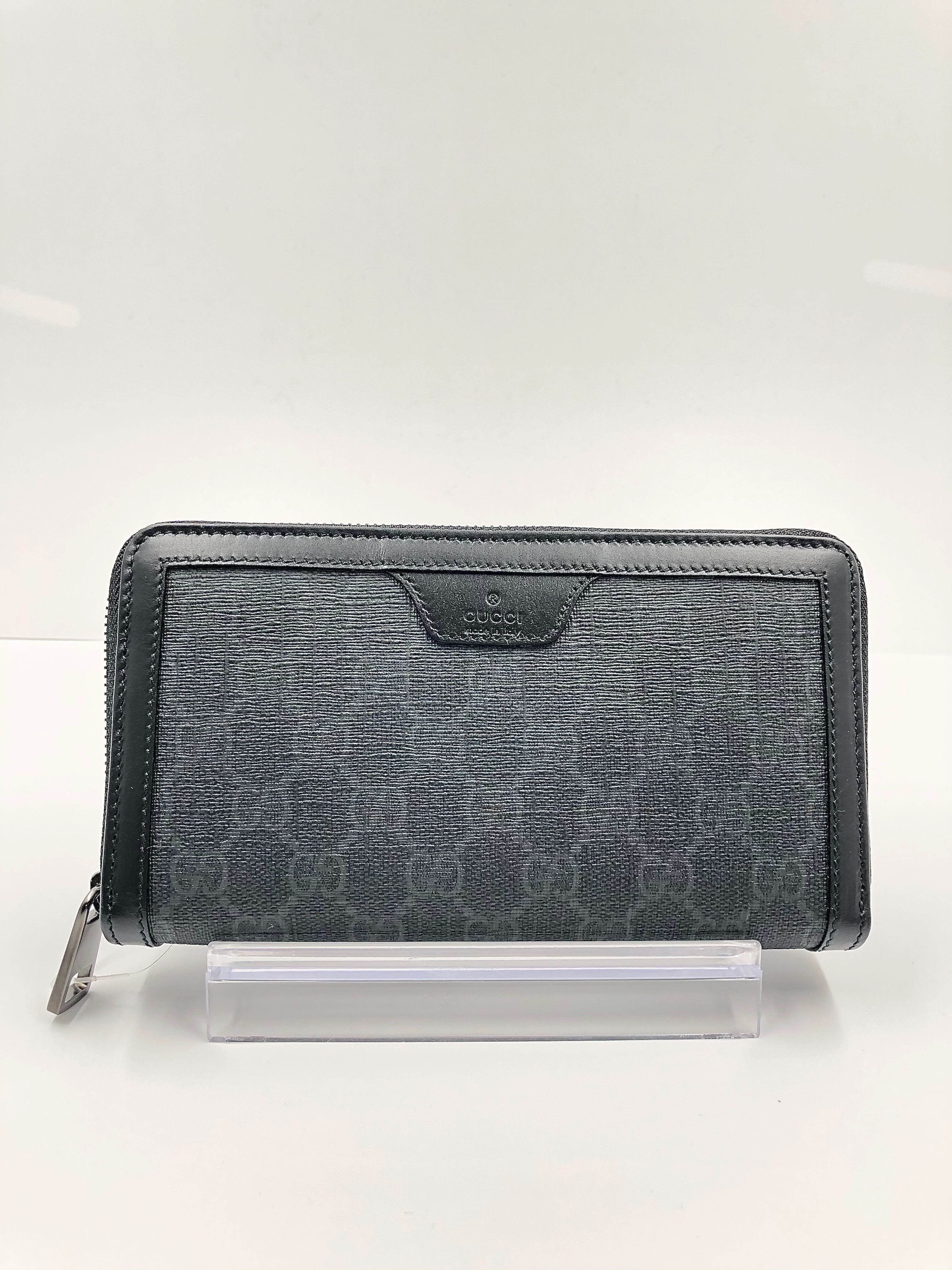 GUCCI GG Round Fastener Wallet "Black"