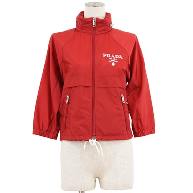 【美品】PRADA プラダ リナイロン ブルゾン サイズ 40 レディース Re-Nylon ロゴプリント ジップアップ ドローコード フード収納可 ジャケット アウター レッド 赤 イタリア製