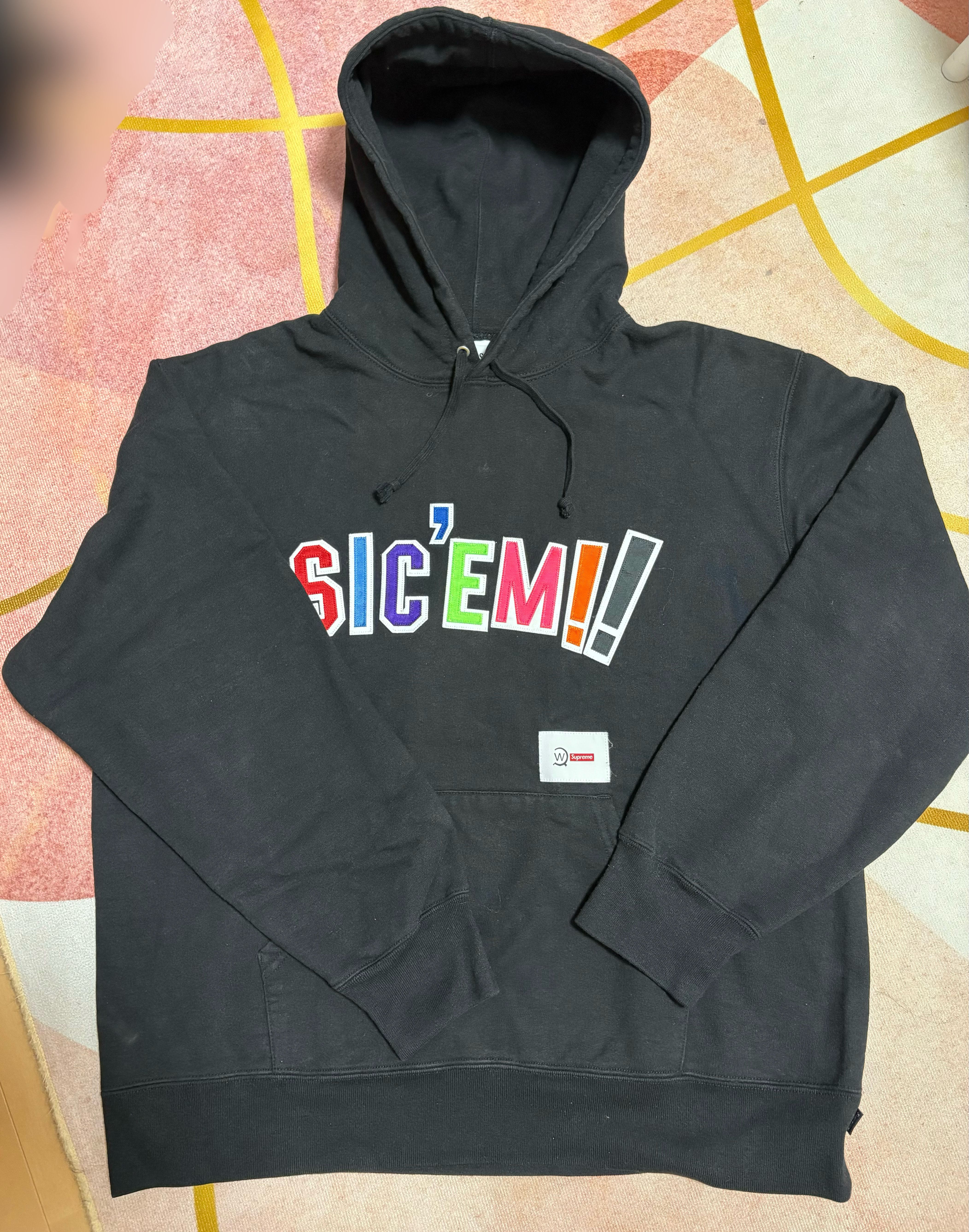 Supreme / WTAPS Sic'em! Hooded Sweatshirt "Black"