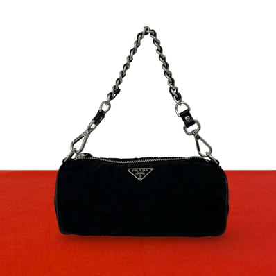 PRADA プラダ 三角ロゴ 金具 キルティング ナイロン レザー ハンドバッグ ブラック
09346