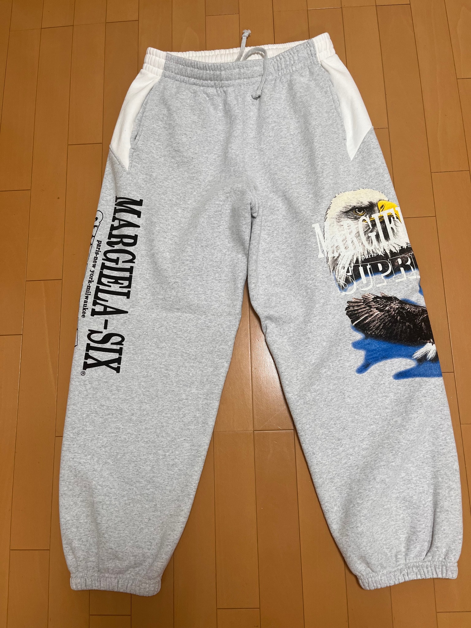 Supreme x MM6 Maison Margiela Eagle Sweatpant "Ash Grey"