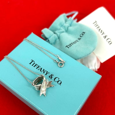 TIFFANY&Co. ティファニー クロス リボンネックレス シルバー925 ネックレス シルバー
40105