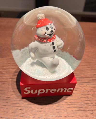 Supreme Snowman Snowglobe Supreme Snowman Snowglobe