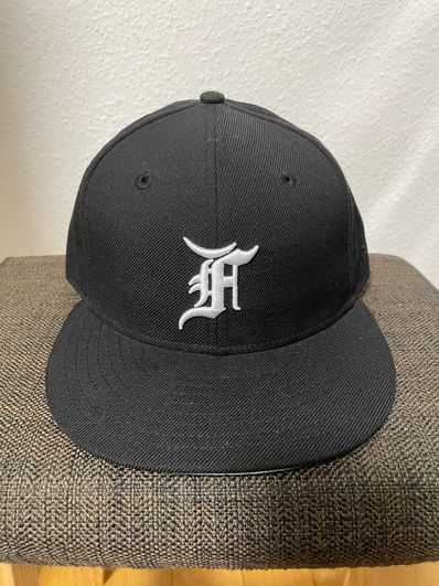 FEAR OF GOD ESSENTIALS New Era Fitted Cap (FW20) "Black"