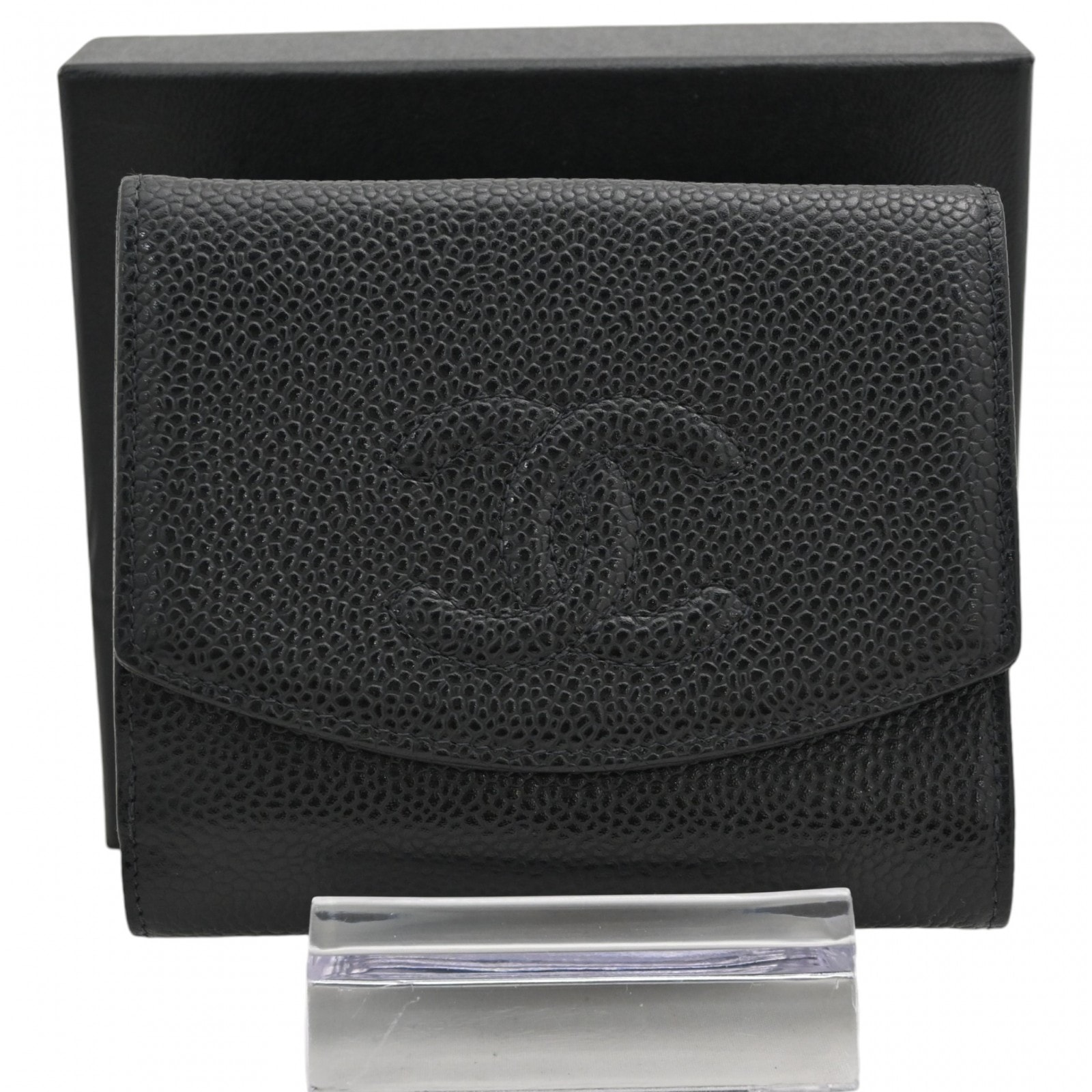 シャネル 三つ折り財布 レディース