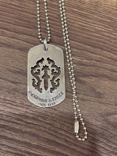 Chrome Hearts D Tag LRG Dagger "Silver"
