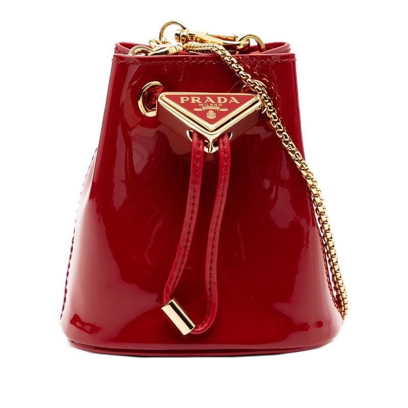 プラダ 三角ロゴプレート ミニチェーン ショルダーバッグ ポーチ 1NR016 レッド パテントレザー レディース PRADA 【中古】