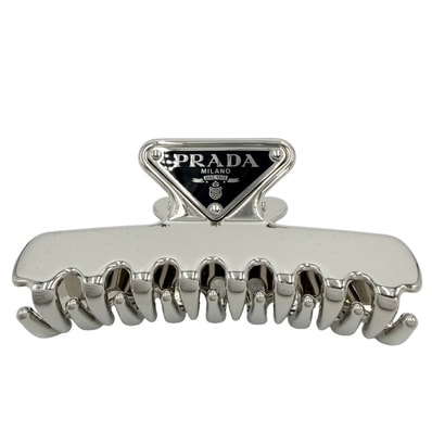PRADA プラダ ヘアアクセサリー ヘアクリップ トライアングルロゴ トライアングルロゴ 小物 シルバー レディース【中古品】