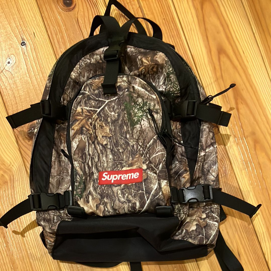 Supreme 19FW Backpack "Real Tree Camo"