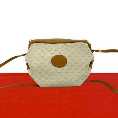 GUCCI グッチ マイクロGG ロゴ PVC レザー ショルダーバッグ ブラウン
85892
