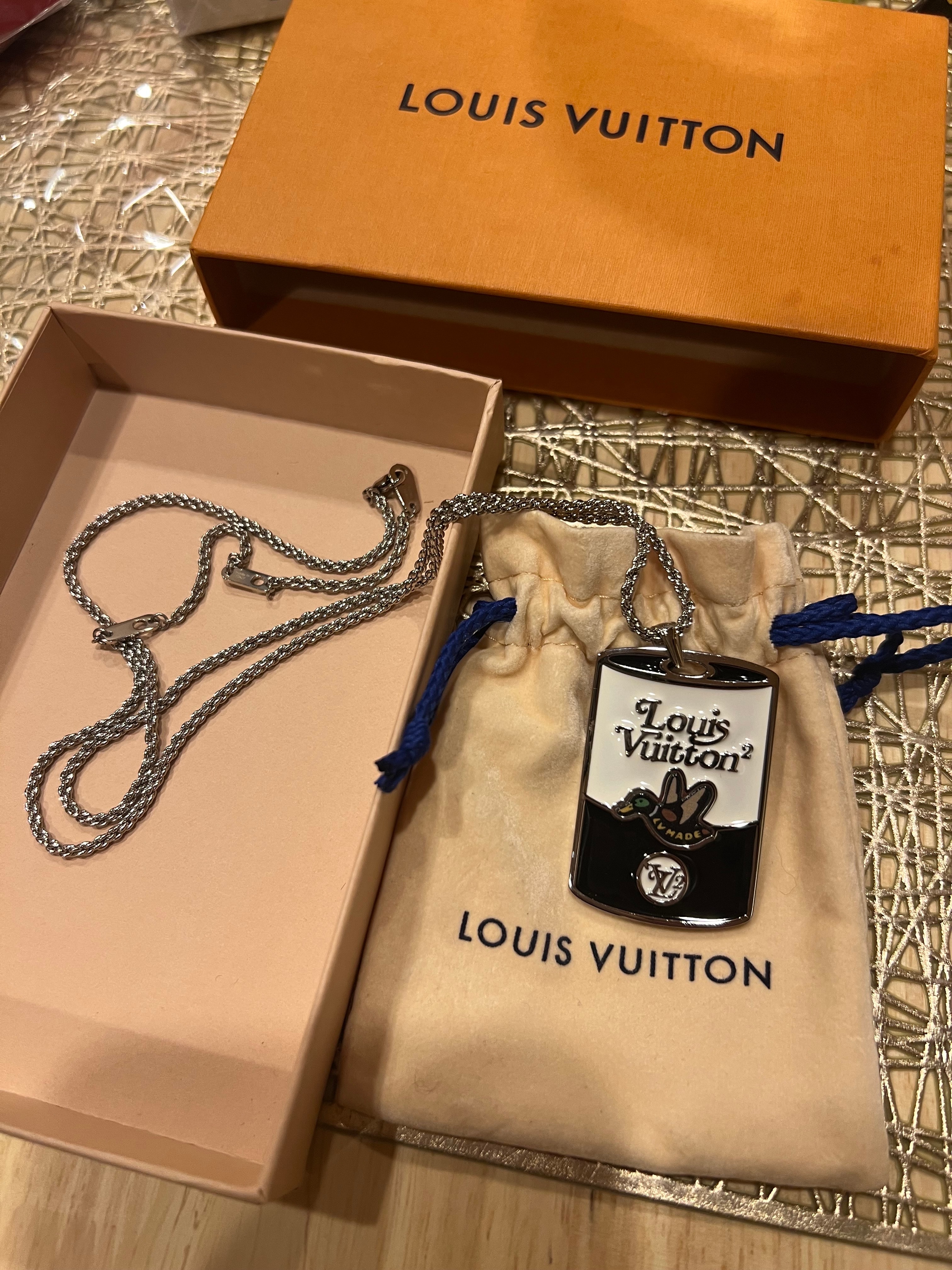 Kith x Lisa Women's Crest Brooch 