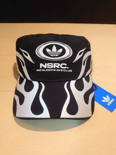 adidas NSRC キャップ ブラック