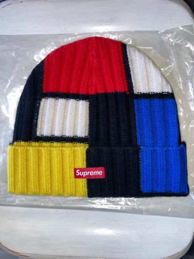 Supreme Cashmere Beanie "Red Multi"