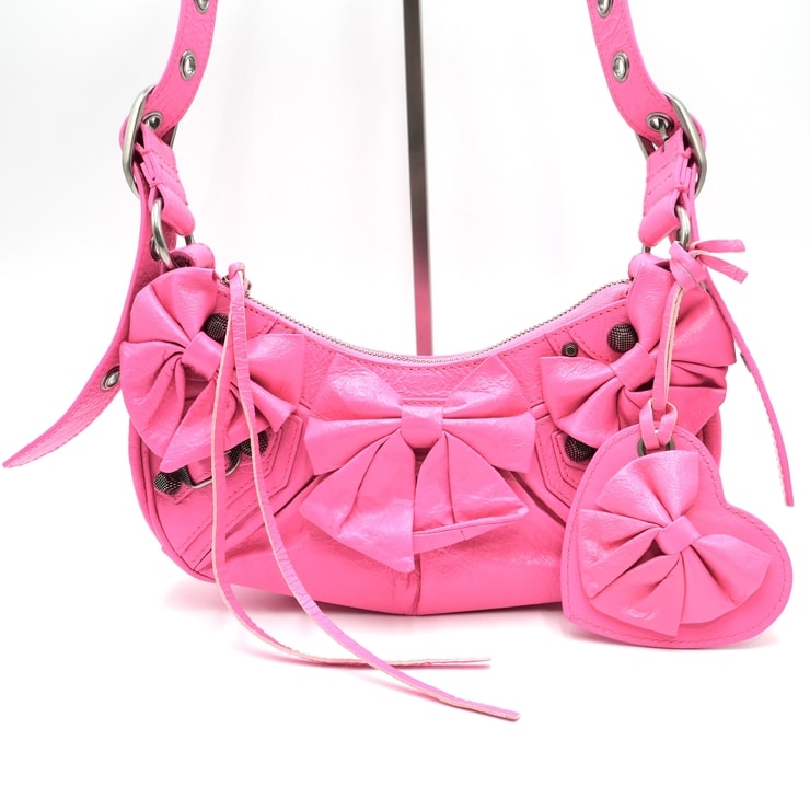 BALENCIAGA(バレンシアガ)ル・カゴール XS ショルダーバッグ リボン ハートミラー付き ピンク レザー シルバー金具 レディース 671309【中古】