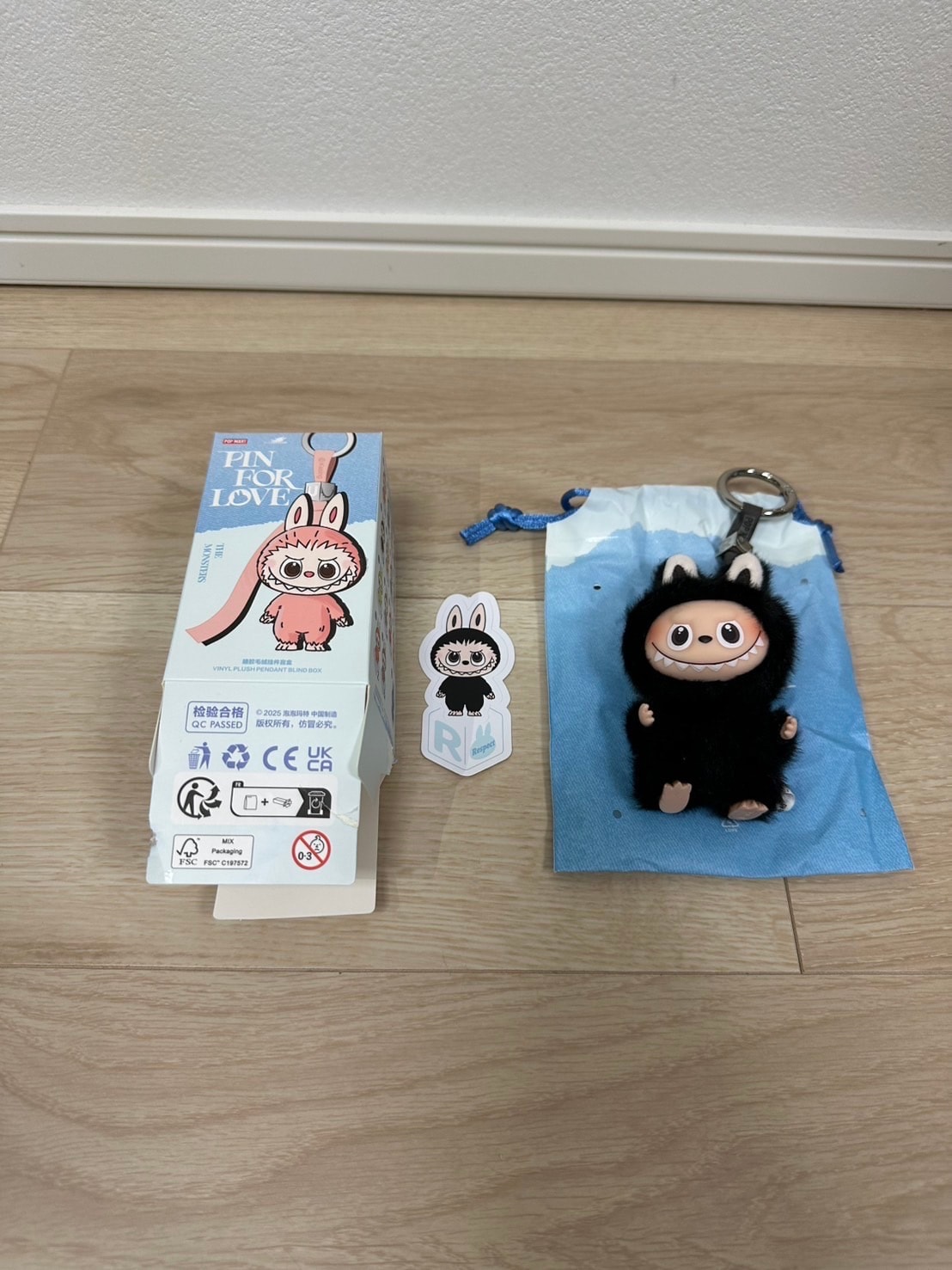 POP MART THE MONSTERS (LABUBU) Pin for Love Series-Vinyl Plush Pendant (N-Z) R