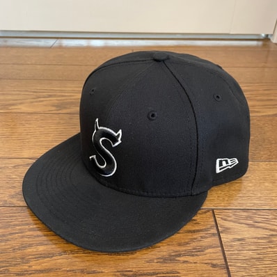 Supreme S Logo New Era "Black" (22FW)