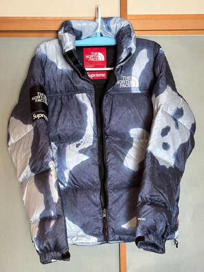 Supreme x The North Face Bleached Denim Print Nuptse Jacket "Indigo"