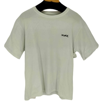 VERTICAL WORD LOGO S/S TEE【1142873272708】