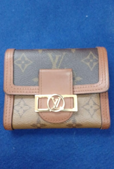 Louis Vuitton Dauphine Compact Wallet Monogram