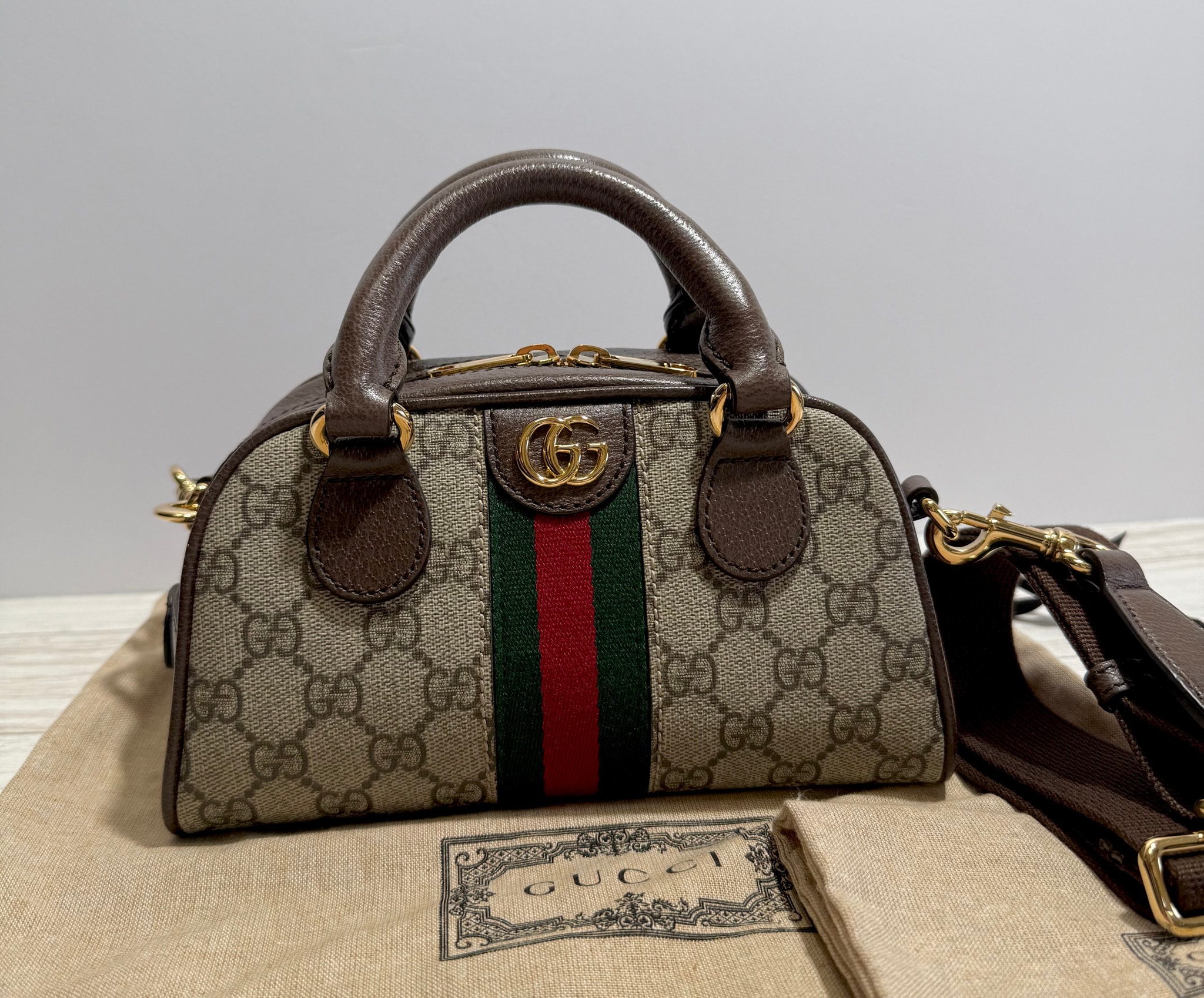 【定価237,600円/未使用/国内正規品】GUCCI グッチ オフィディアGGスプリームトップハンドルミニショルダーバッグ