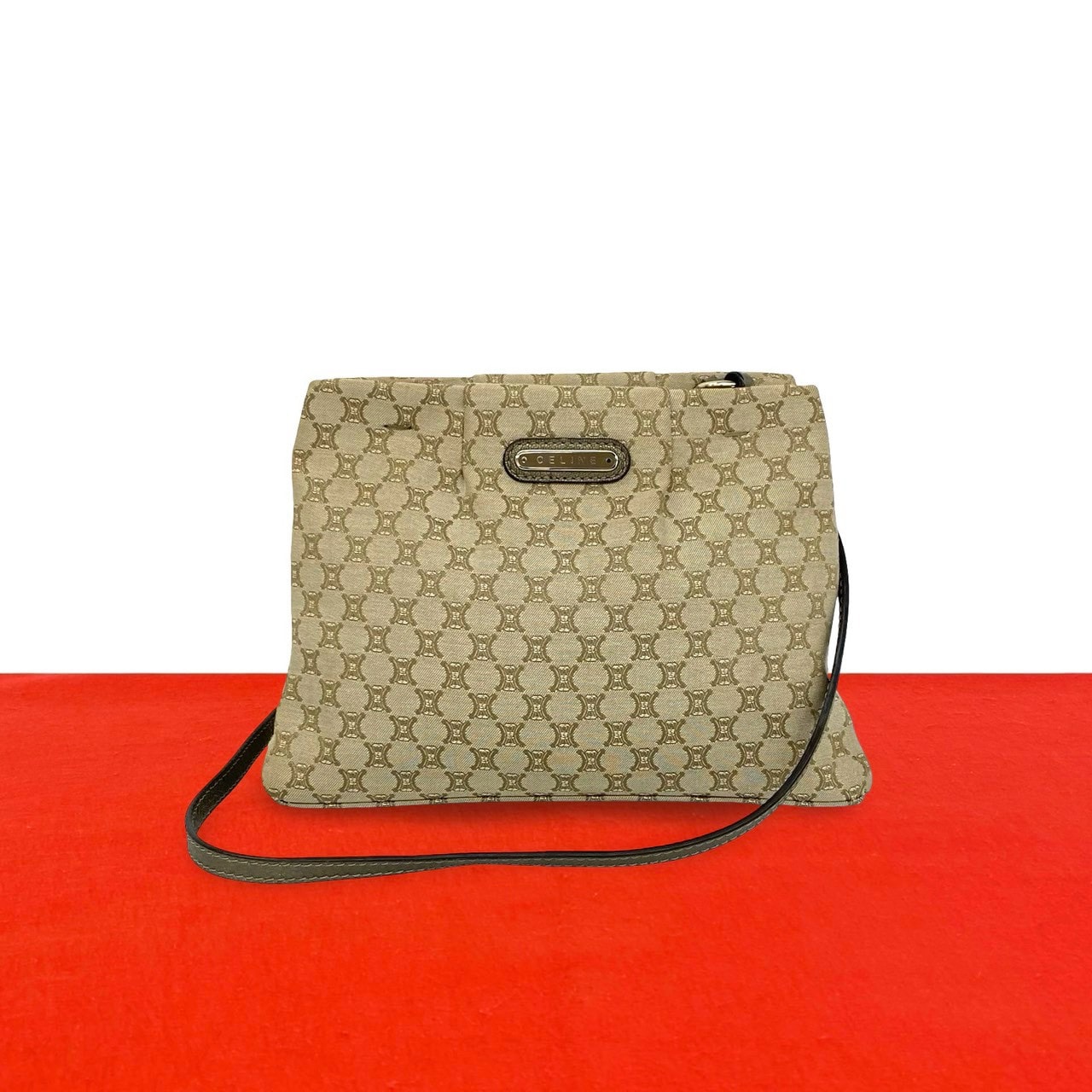 CELINE セリーヌ マカダム ブラゾン 柄 トリオンフ キャンバス レザー ショルダーバッグ ベージュ
 17403