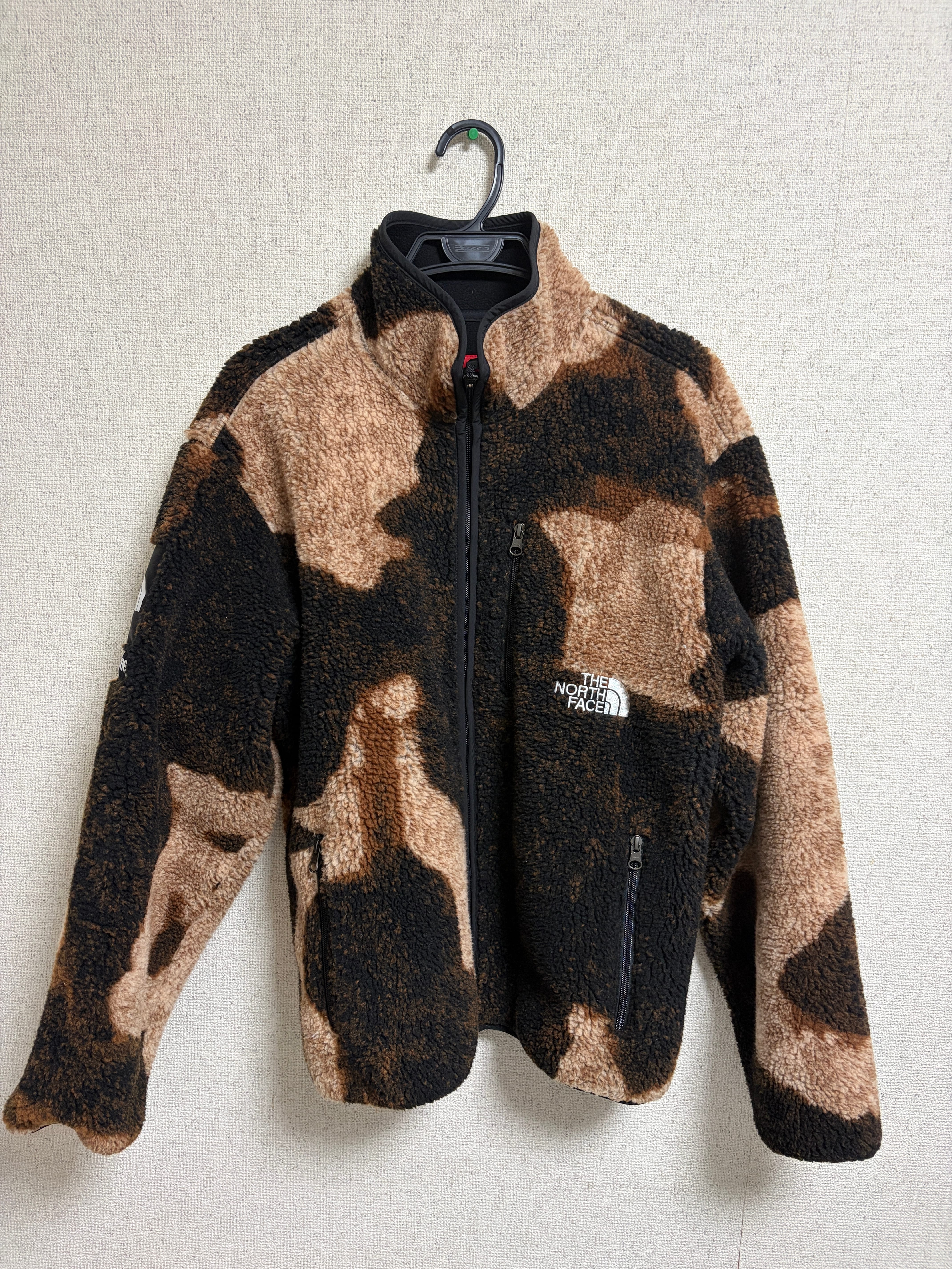 Supreme x The North Face Bleached Denim Print Fleece Jacket "Black"