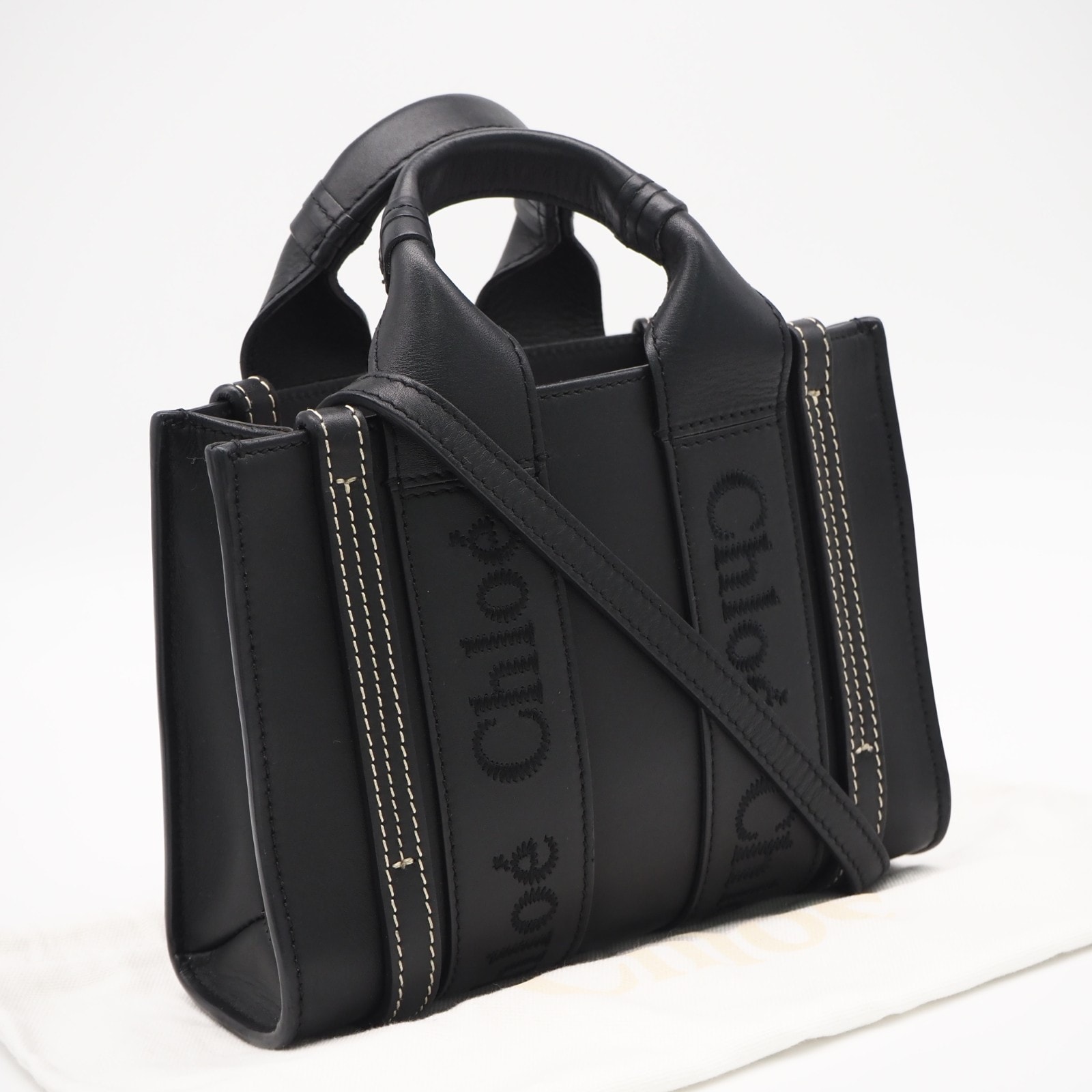 美品 Chloe クロエ カーフレザー ウッディ ミニトートバッグ CHC23UP237I60 2wayショルダーバッグ ブラック カーフレザー レディース