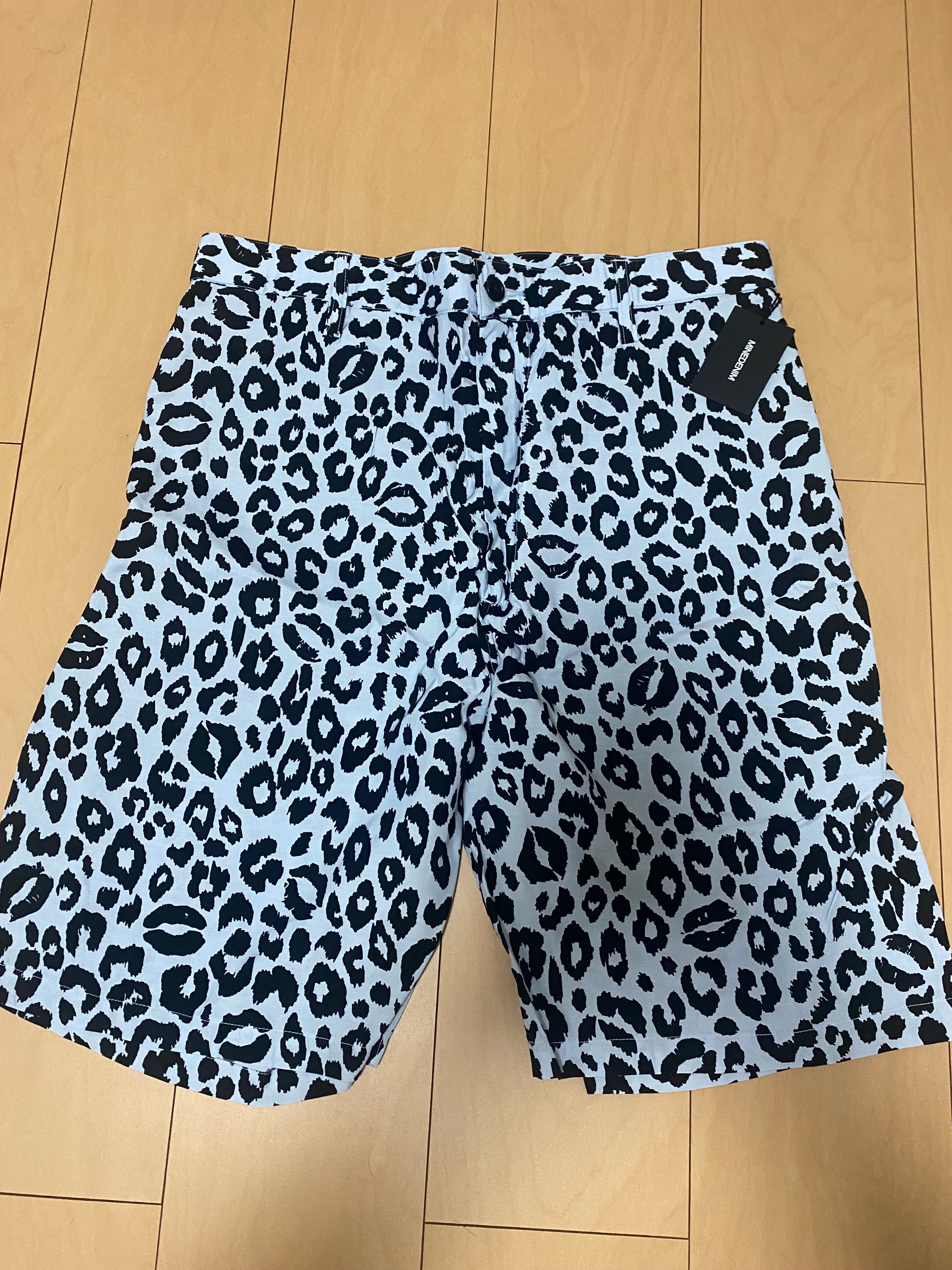 MINEDENIM Lips Leopard Print Easy Shorts "LIGHT BLUE"