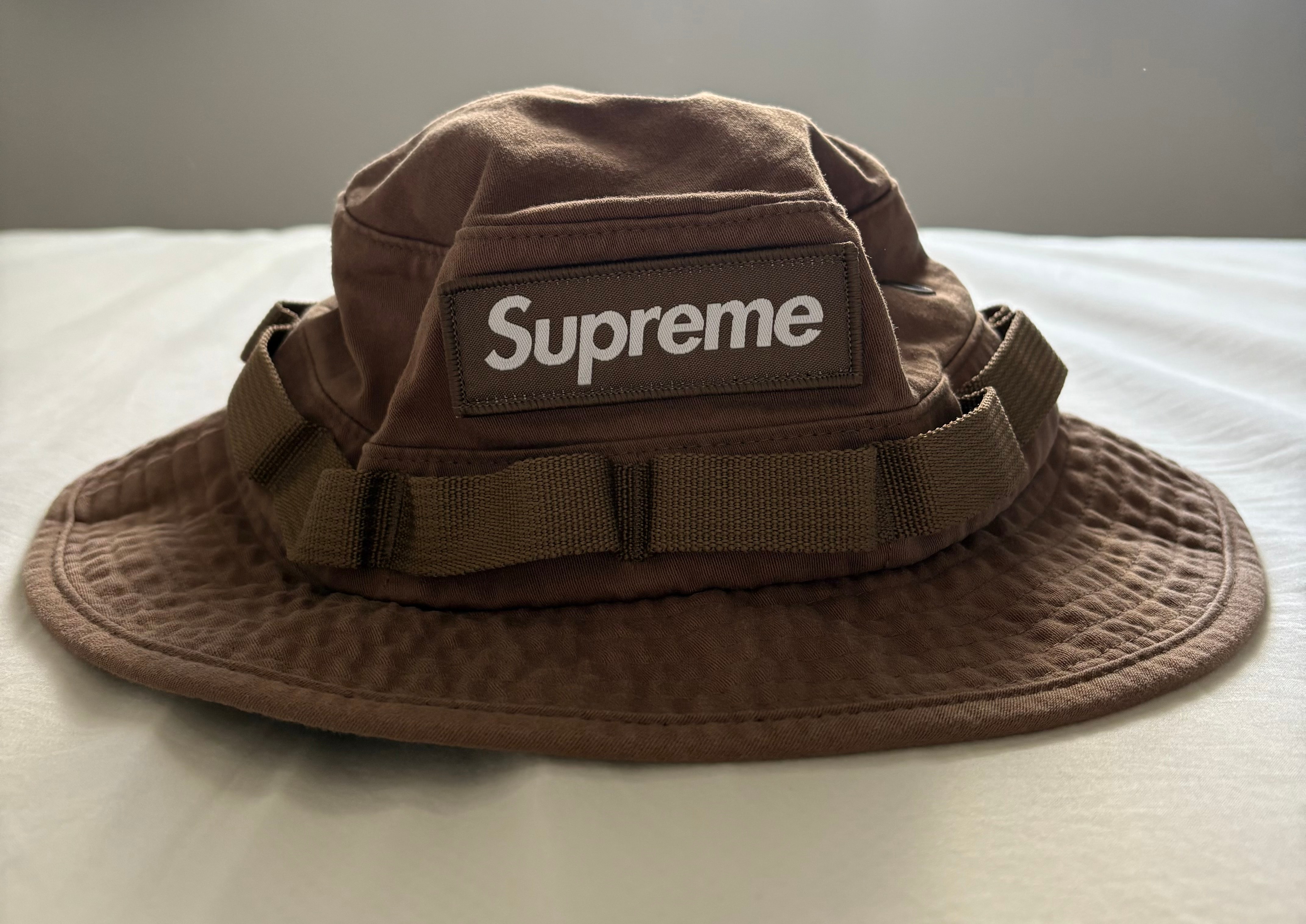 シュプリーム ミリタリー ボニー "ブラウン" (22SS)