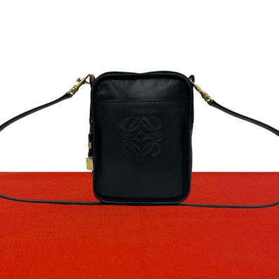 LOEWE ロエベ アナグラム ロゴ レザー ショルダーバッグ ブラック
96037