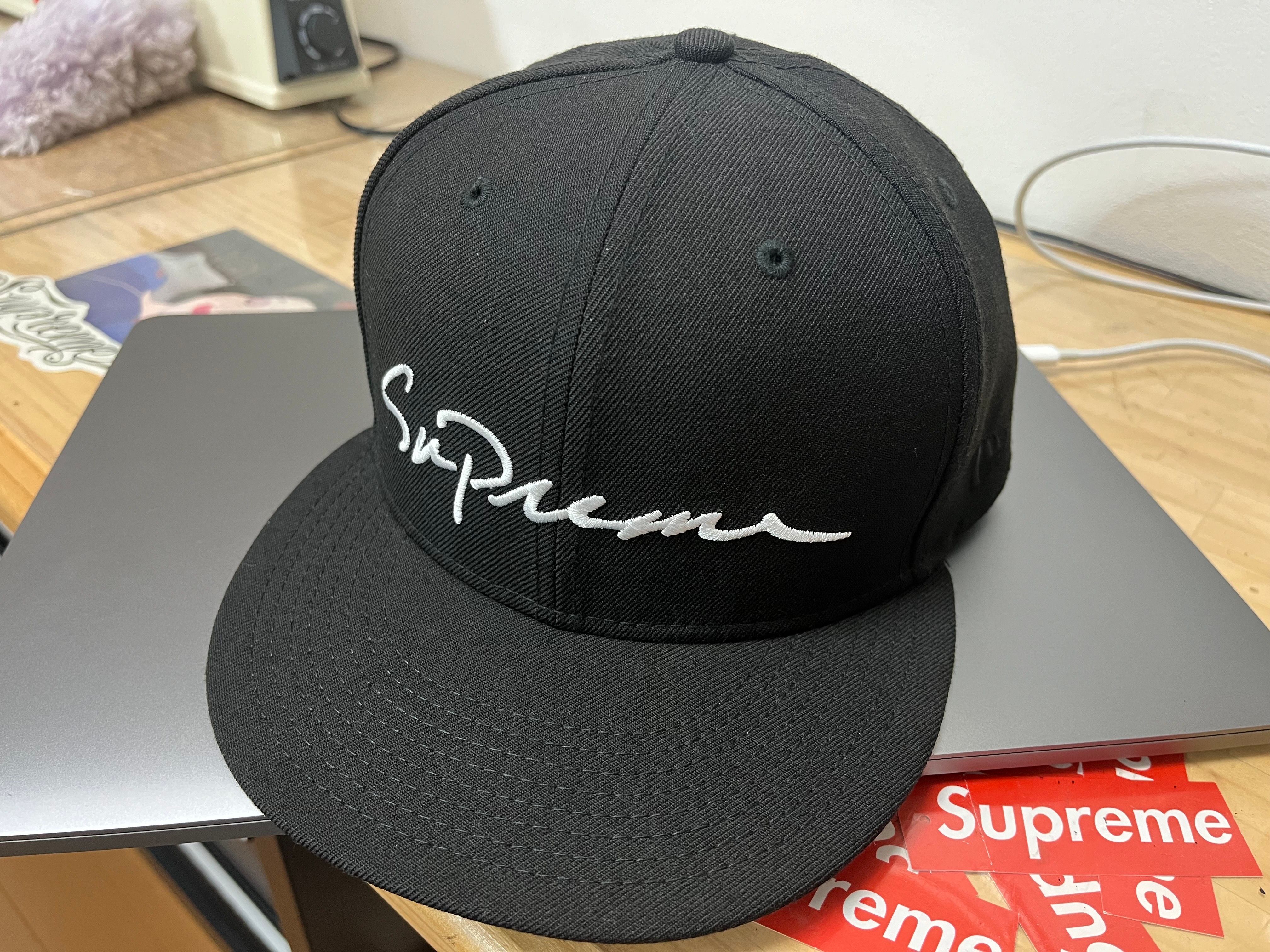 Supreme Classic Script New Era "Black"