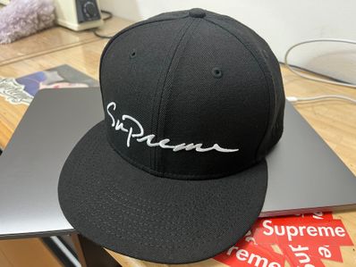 Supreme Classic Script New Era "Black"