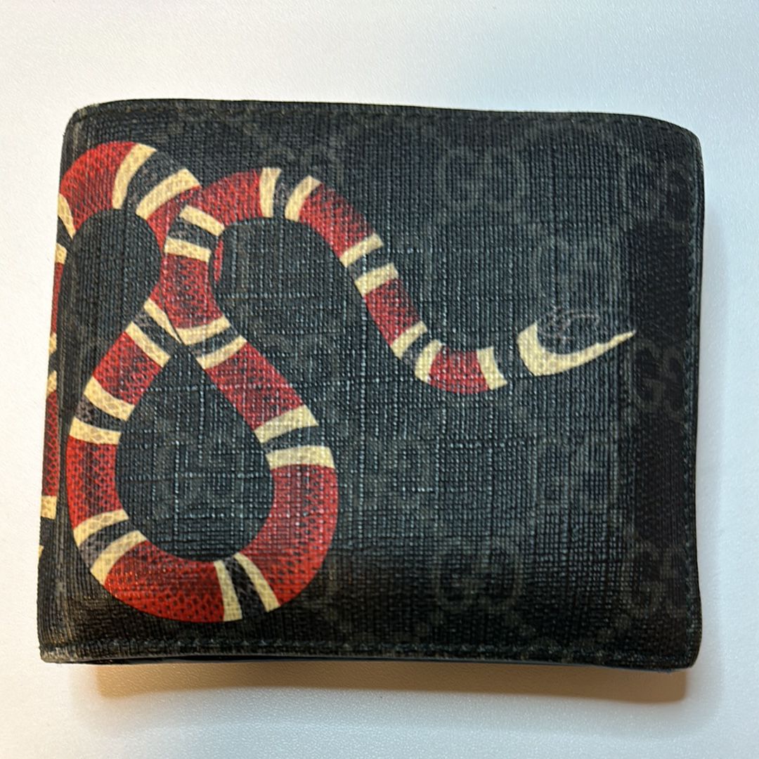 GUCCI Kingsnake Print GG Supreme Coin Wallet "Black"