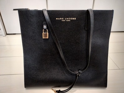 マークジェイコブス トートバッグ ブラック 黒 ブランド 革 レザー PVC A4サイズ対応 ビッグトート MARC JACOBS M0015684 ショルダーバッグ
