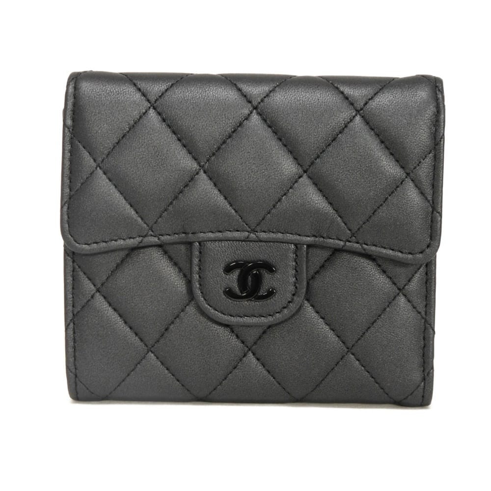 CHANEL シャネル スモール フラップ ウォレット 美品 ココマーク CCマーク スナップボタン 札入れ カードケース コインケース ランダム マトラッセ ラムスキン ソーブラック 三つ折り財布 AP0231