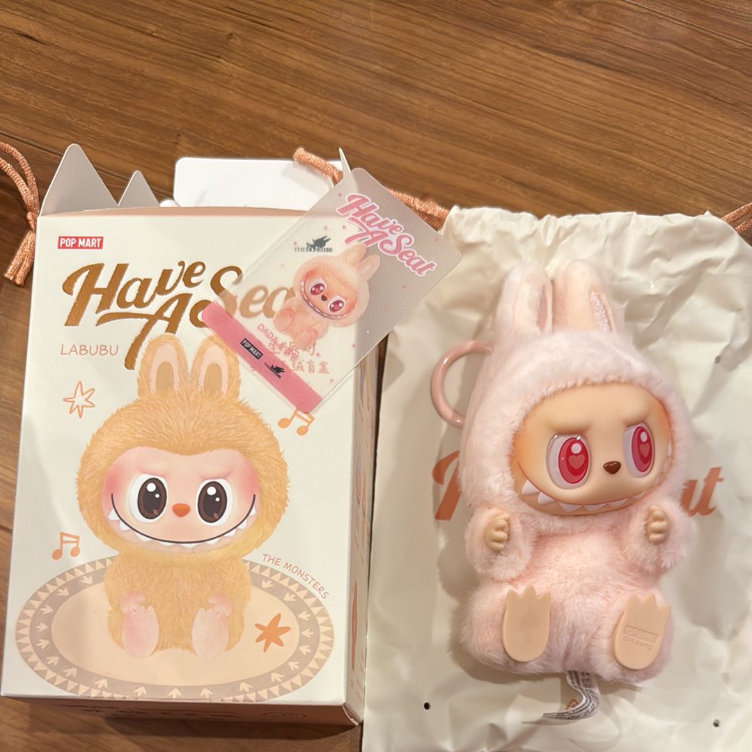 POP MART THE MONSTERS (LABUBU) Have a Seat Plush Series DADA