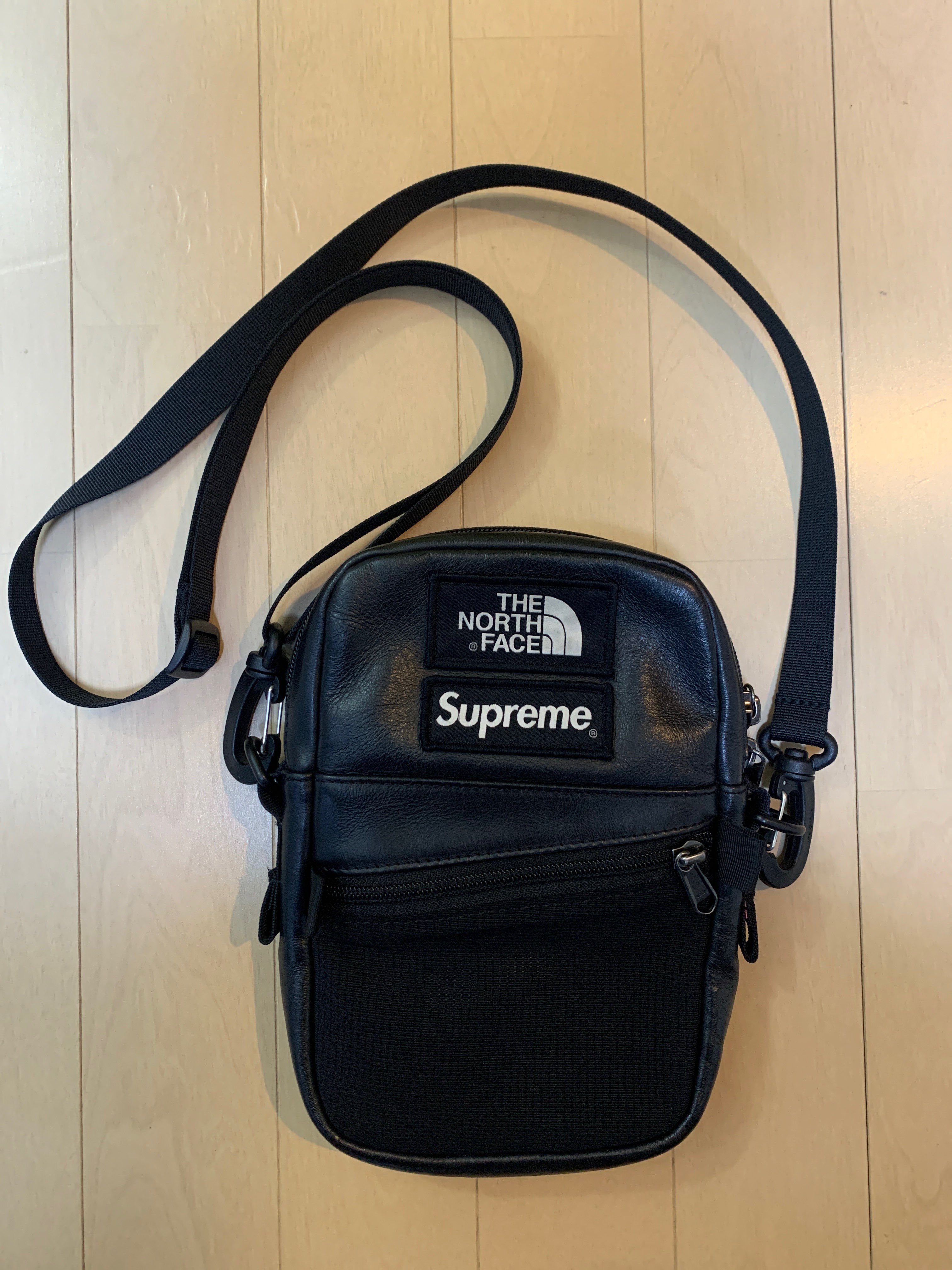 Supreme x The North Face Leather Shoulder Bag "Black"