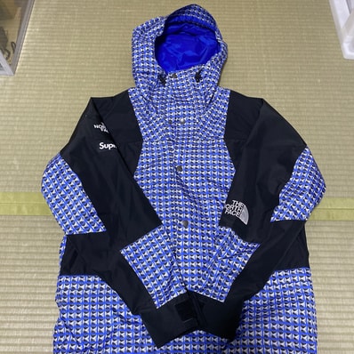 Supreme x The North Face Studded Mountain Light Jacket "Royal"