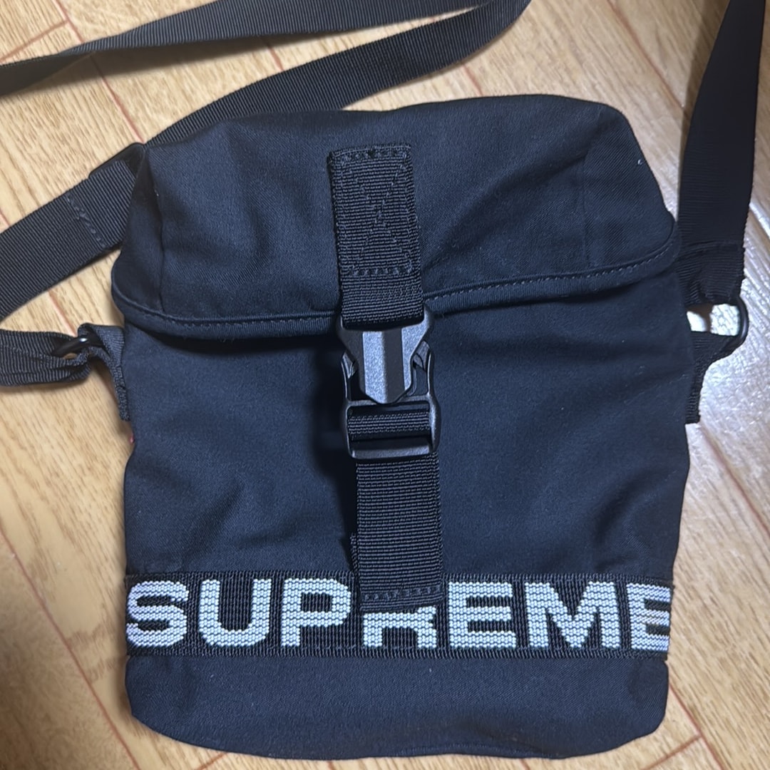 Supreme Field Side Bag 