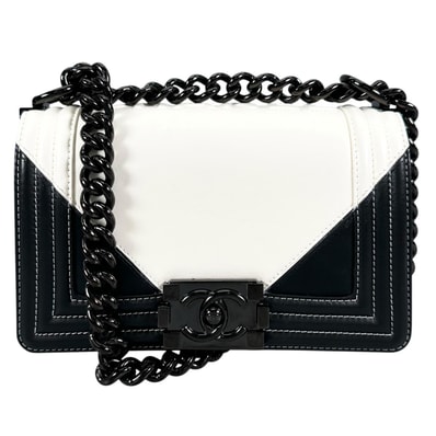 美品 CHANEL シャネル ボーイシャネル ジオメトリック チェーン ショルダーバッグ ラムスキン ホワイト レディース【中古】