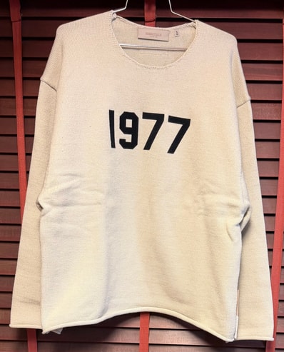 FEAR OF GOD ESSENTIALS 1977 RAW EDGE SWEATER "Wheat"