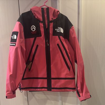 Supreme x The North Face Summit Series Outer Tape Seam Shell Jacket "Pink"